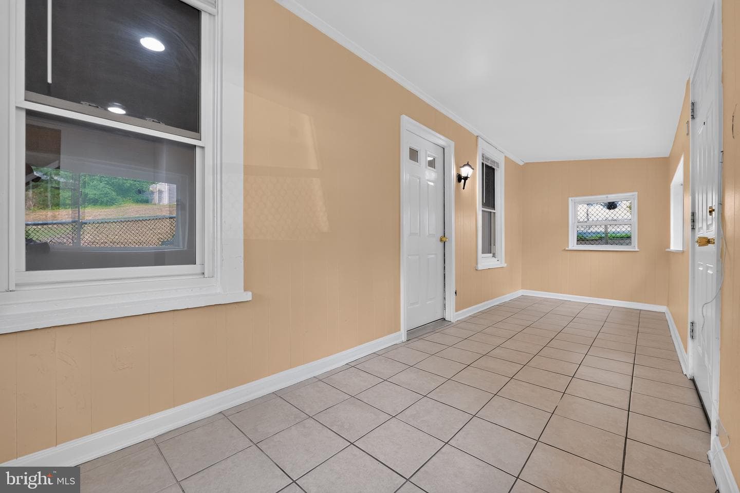 1113 Jansen Avenue photo 8