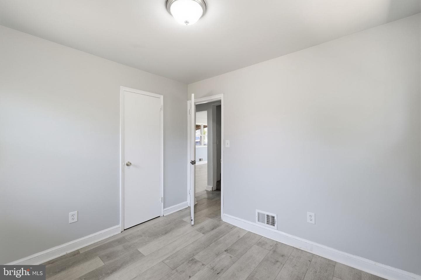 4718 68th Avenue photo 19