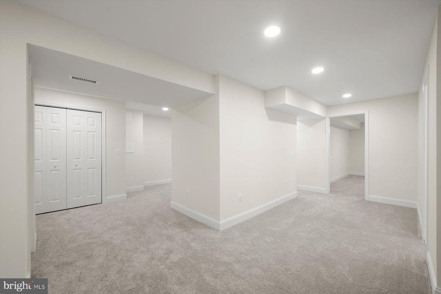 9310 Biemans Terrace photo 31