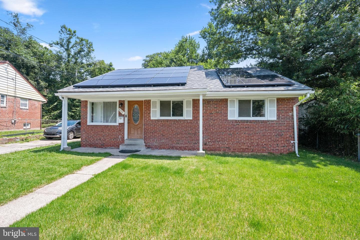 8215 16th Avenue, Hyattsville