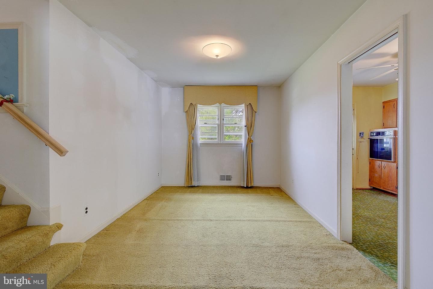 5907 Bedford Lane photo 9