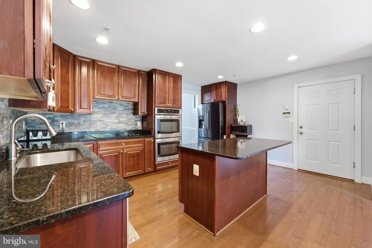 7100 Beltz Drive photo 7