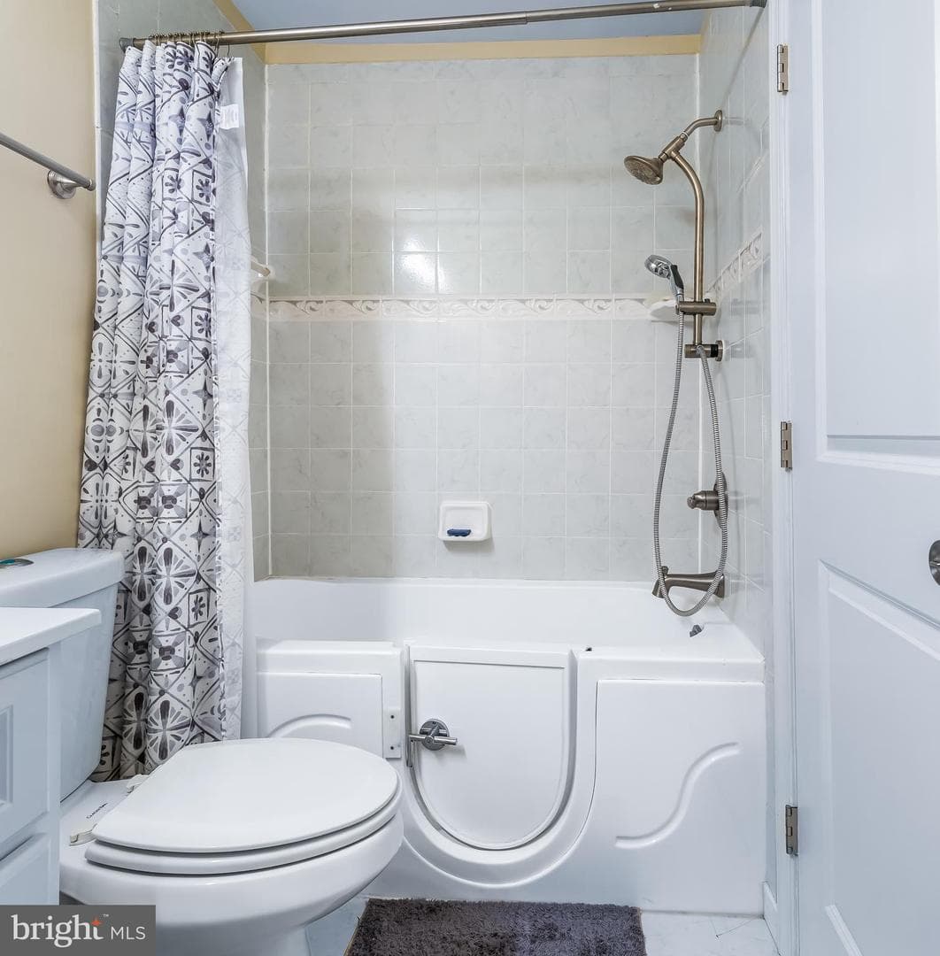 208 Prenton Street photo 15