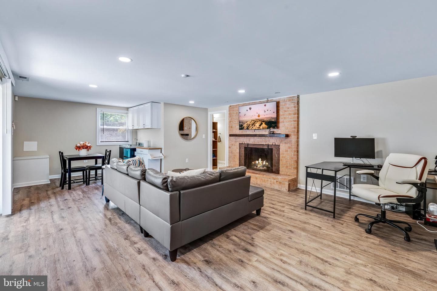 208 Prenton Street photo 18