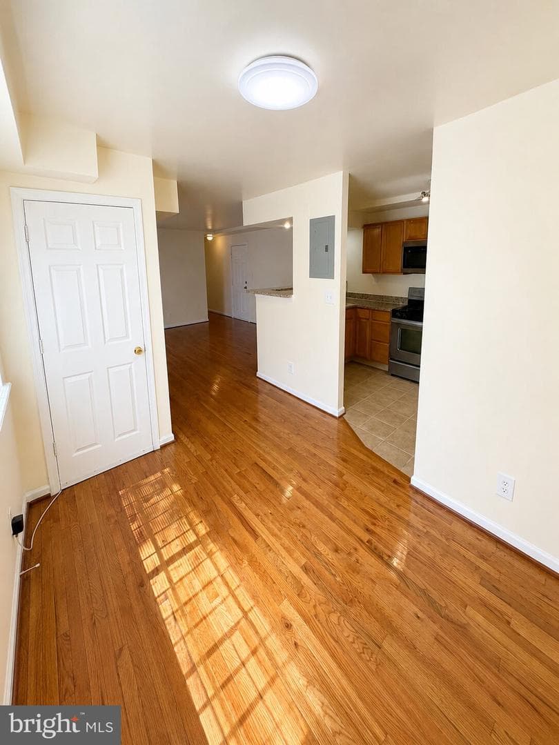 2510 Markham Lane #1 photo 4