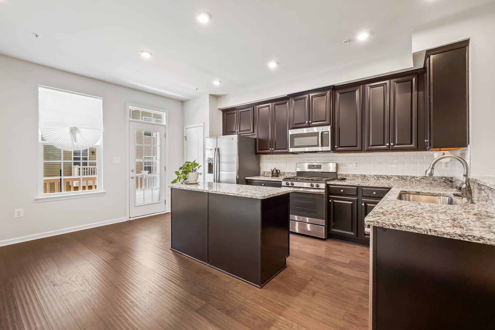 10505 Rawlins Lane photo 17