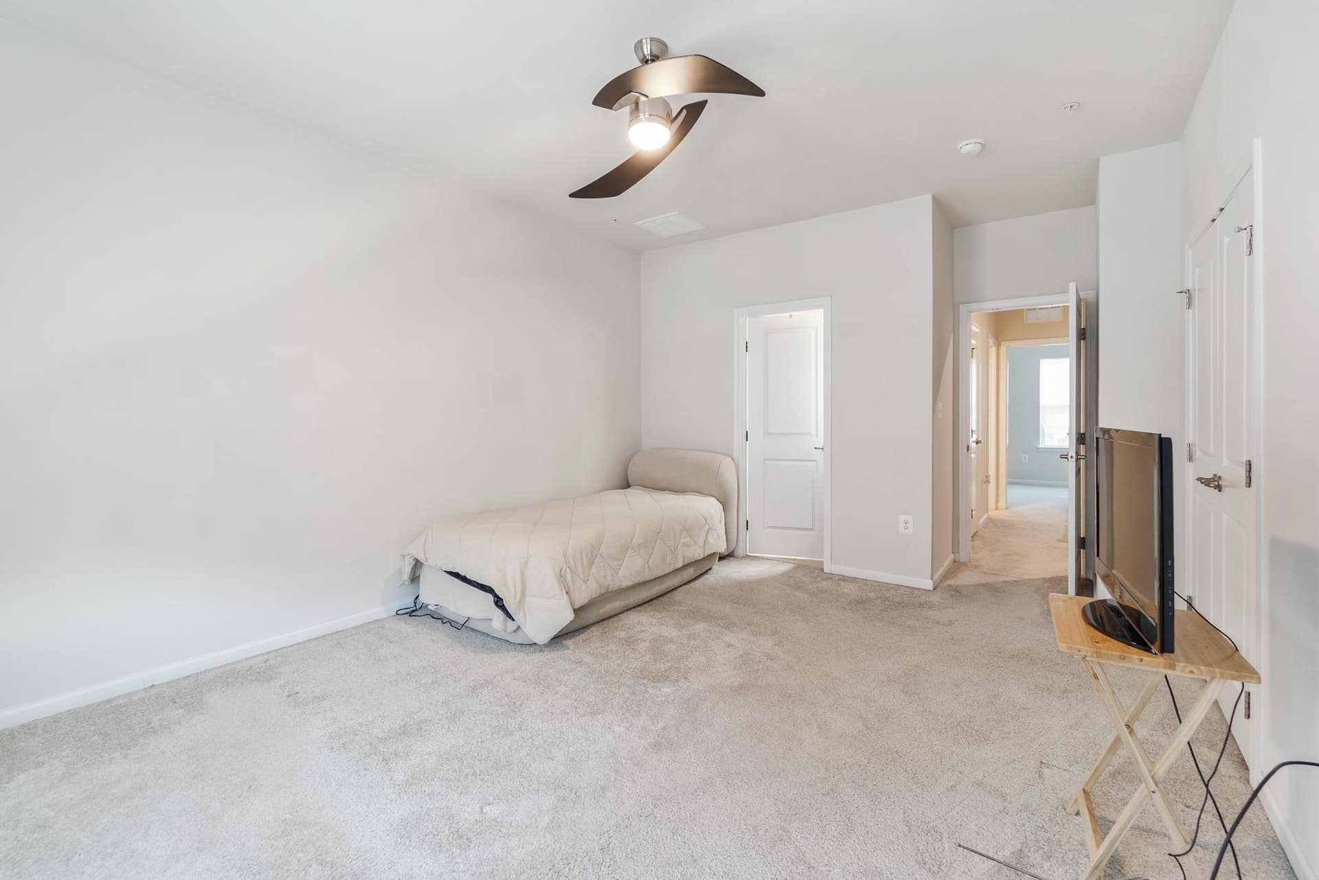 10505 Rawlins Lane photo 21