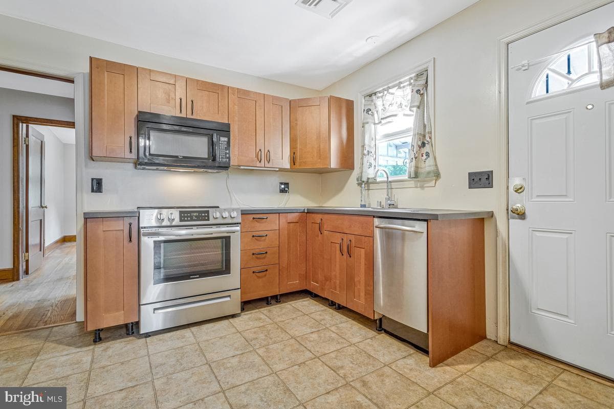 6614 Horseshoe Road photo 10