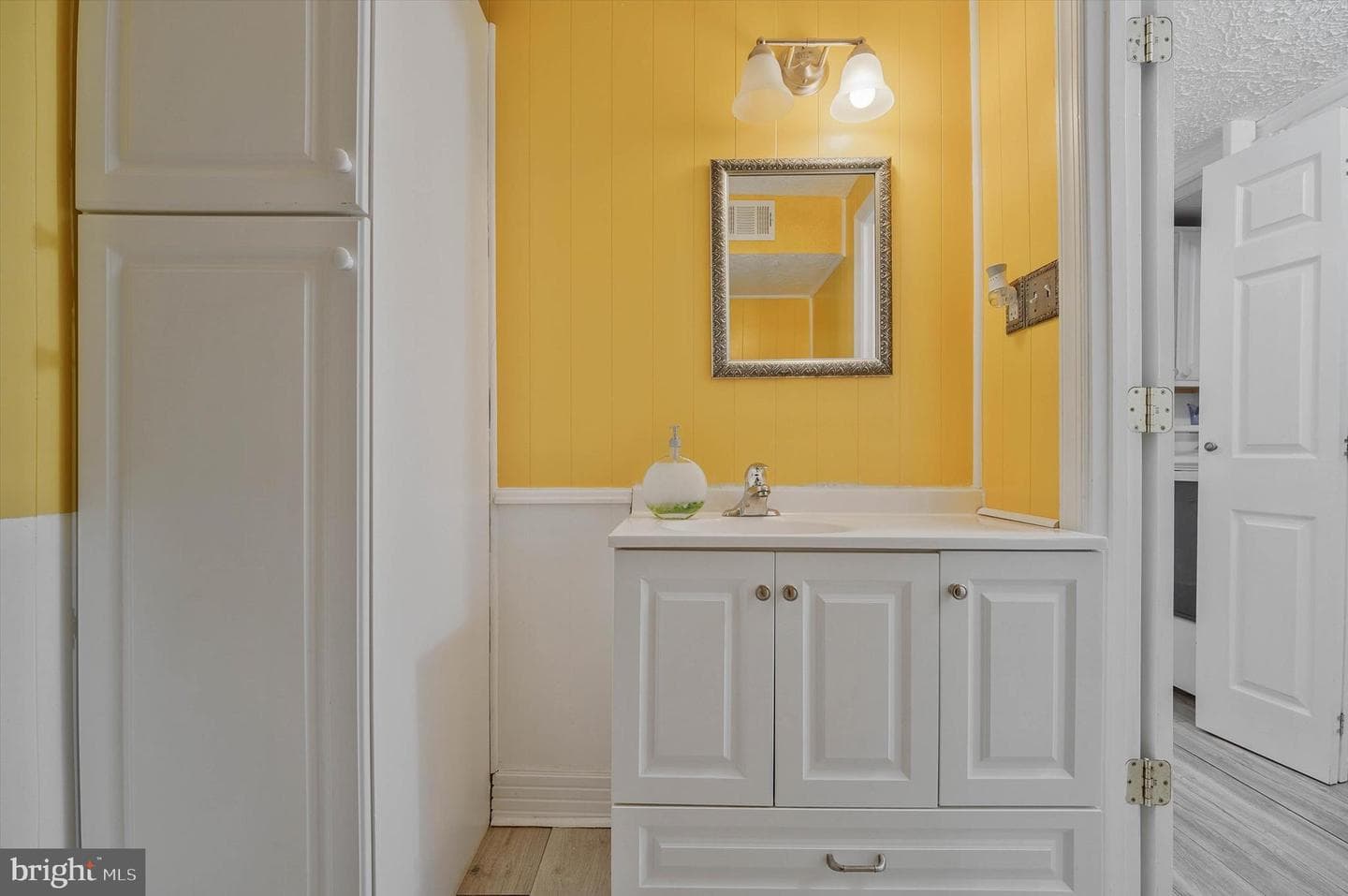 510 Halifax Place photo 24