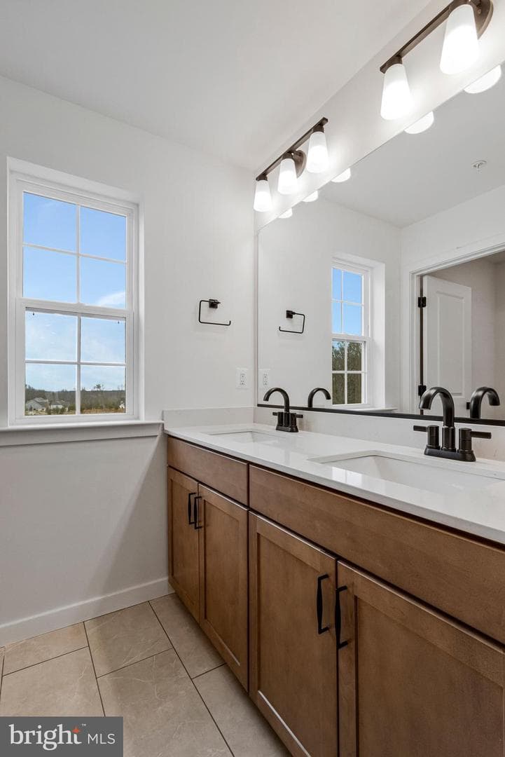 2013 Saint James Road photo 45