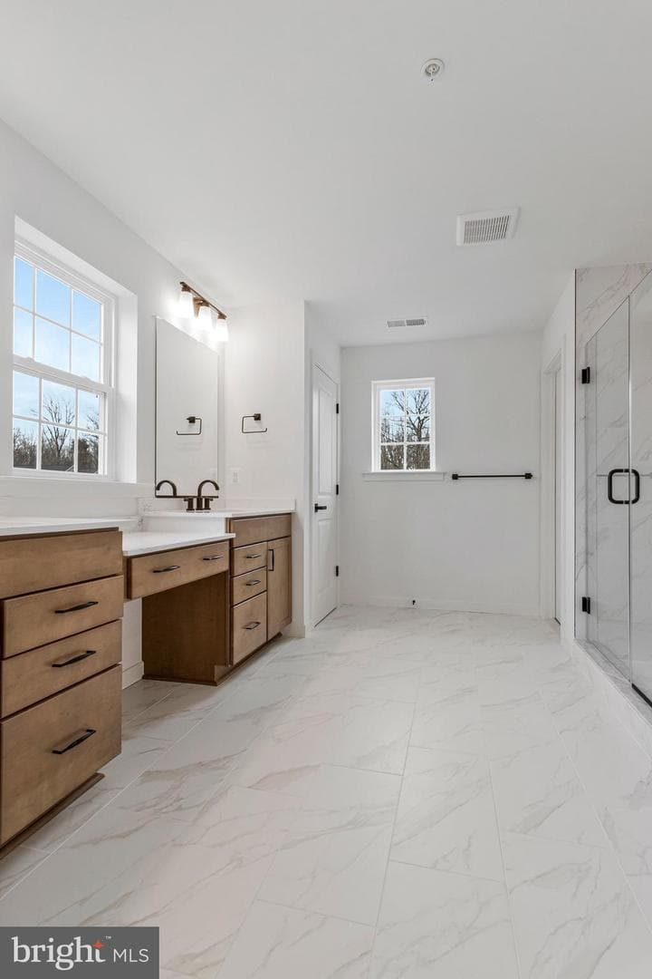 2013 Saint James Road photo 63