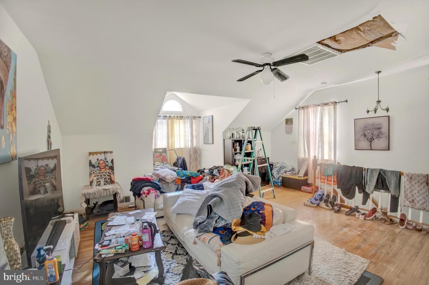 8526 Adelphi Road photo 4