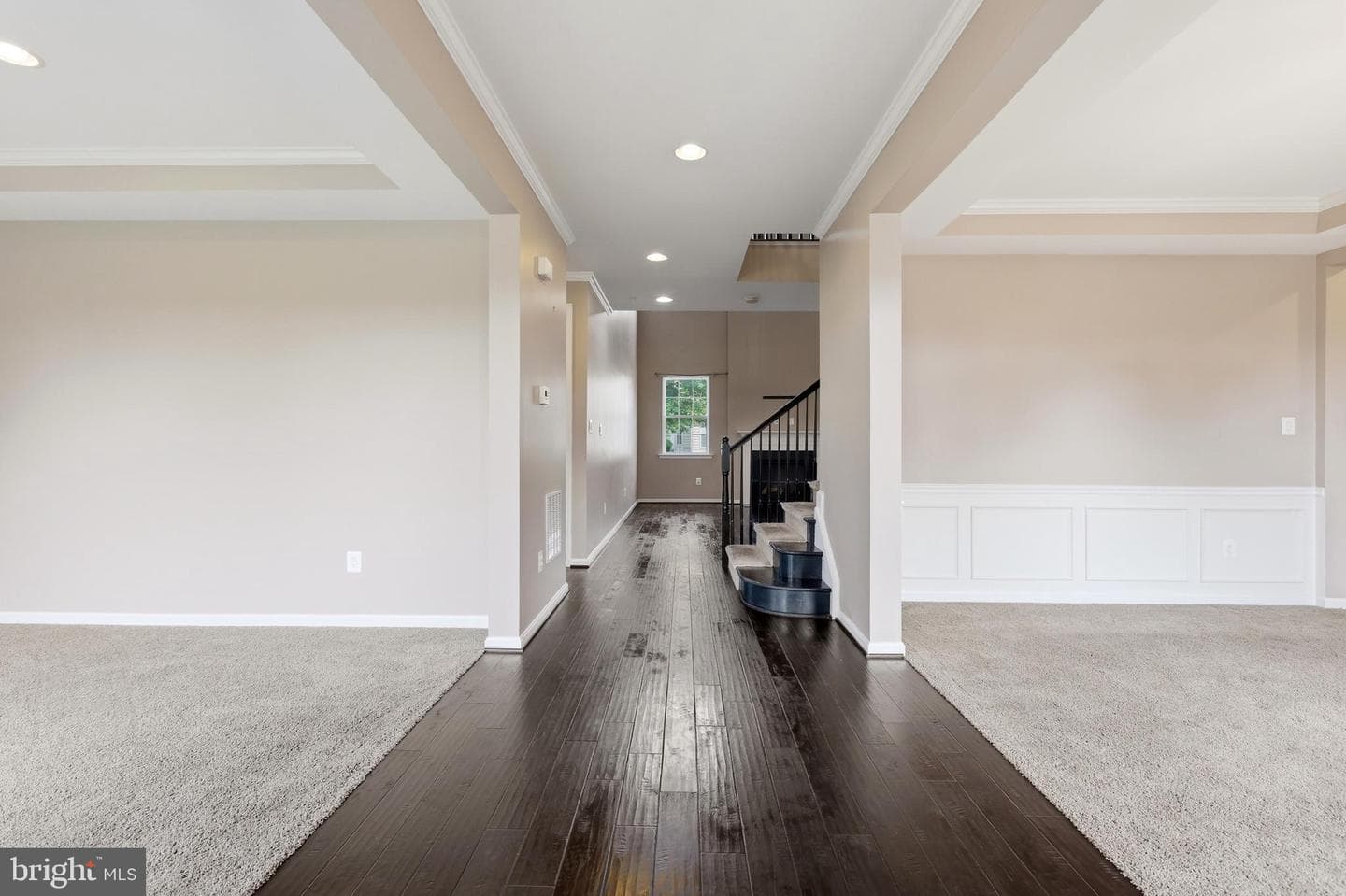 2700 Lake Forest Drive photo 4