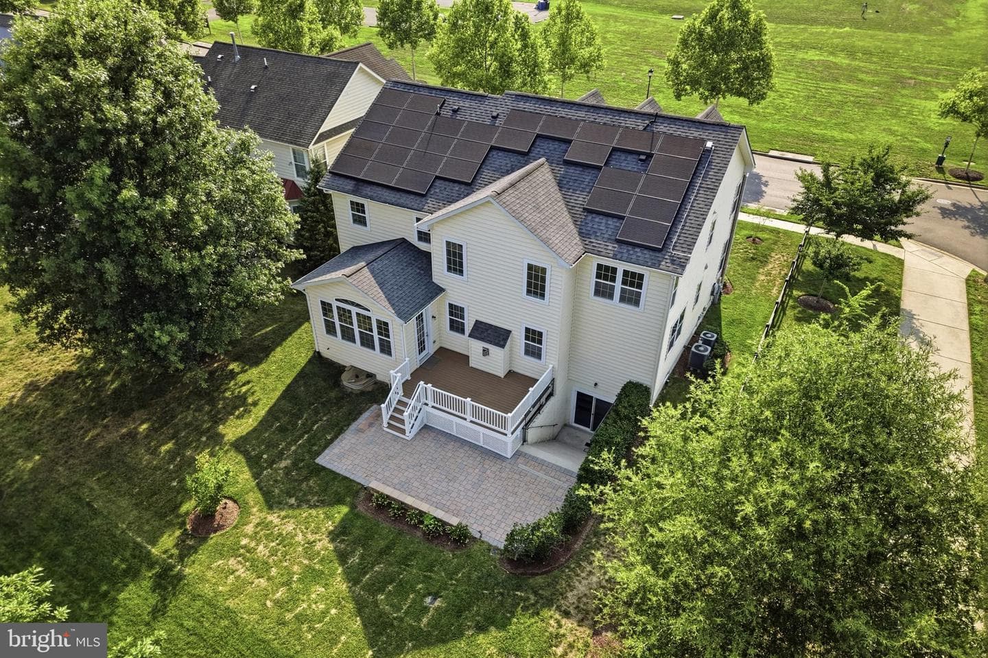 2700 Lake Forest Drive photo 58