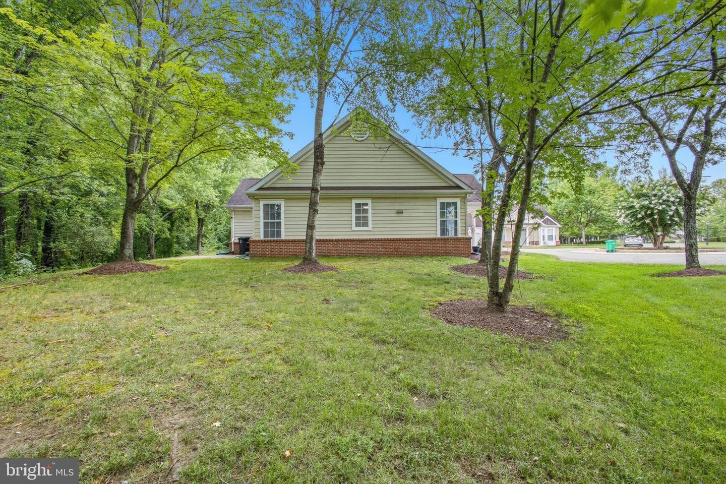 1 Rosebud Court photo 34