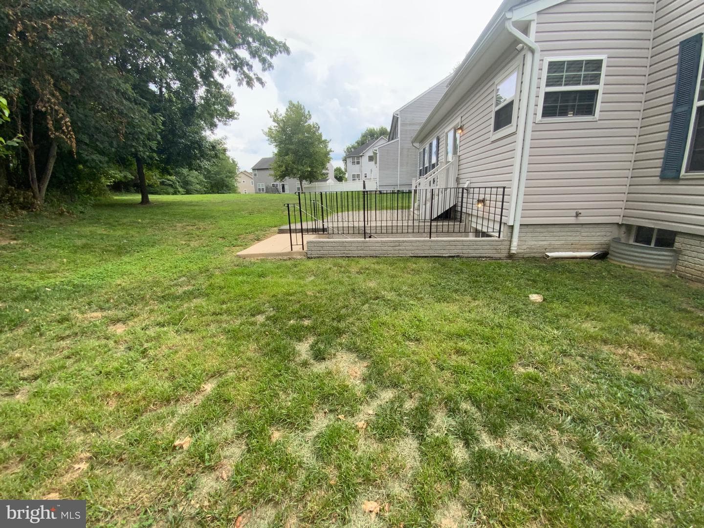 5202 Trotters Glen Drive photo 8