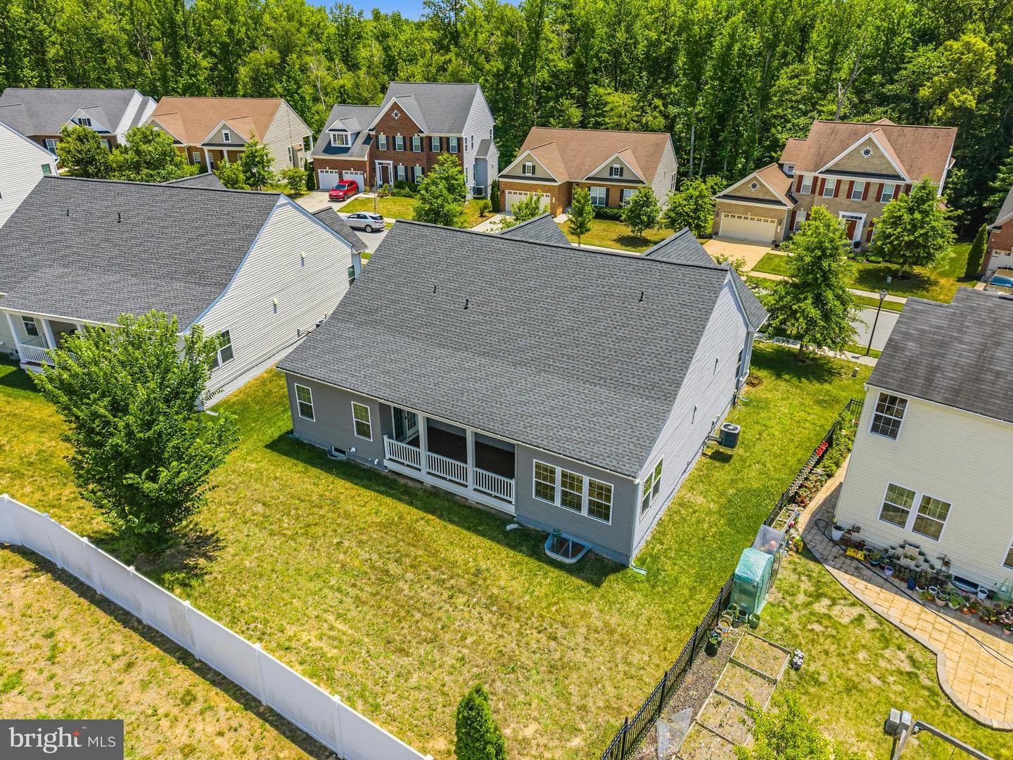 9411 Piaffe Circle photo 28