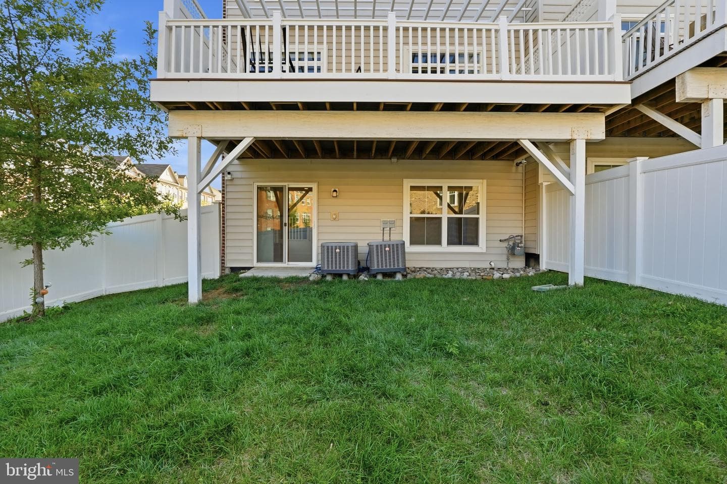 2818 Medstead Lane photo 46