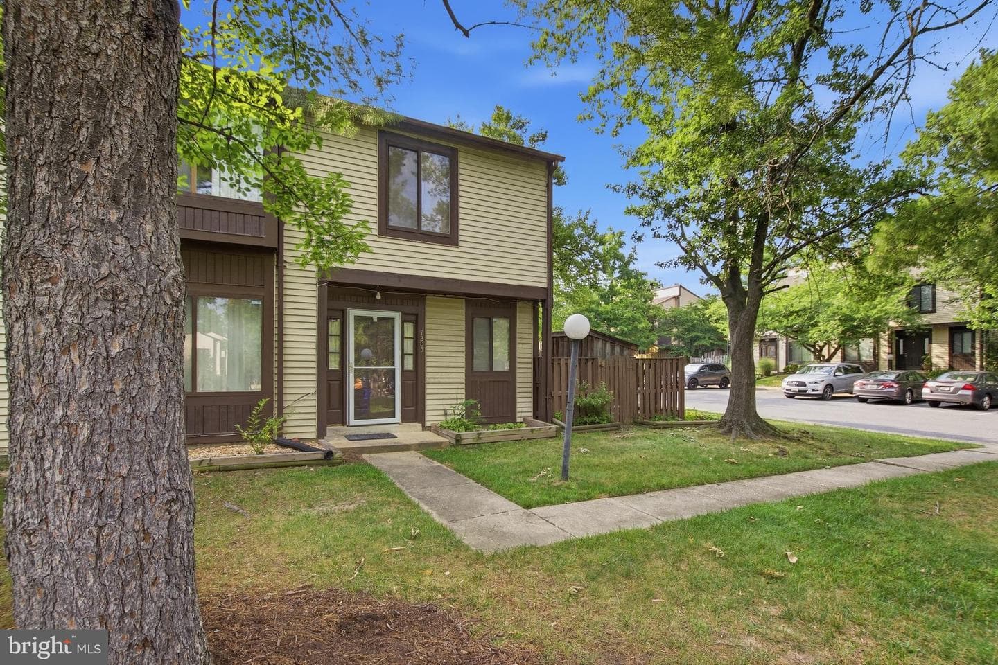 7205 Split Rail Lane photo 3