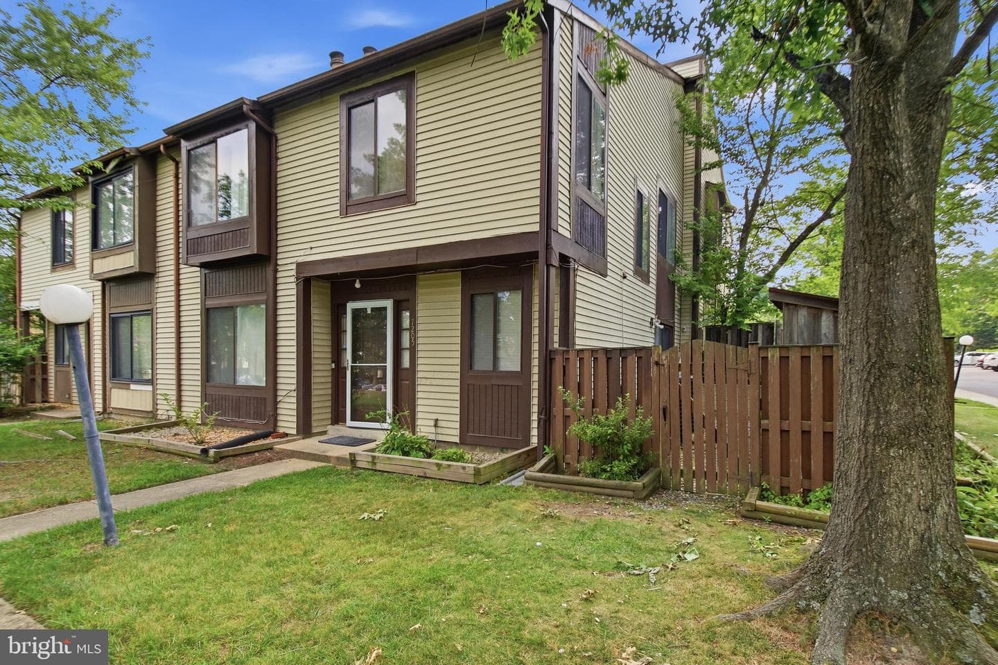 7205 Split Rail Lane photo 4