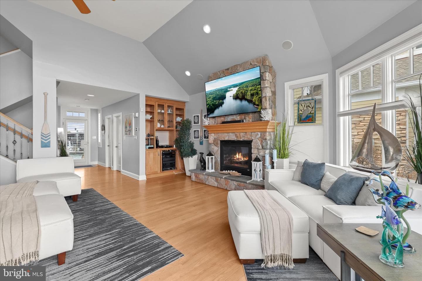 350 Narrows Pointe Drive photo 8