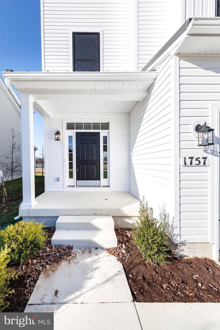 1757 Harbor Drive photo 4