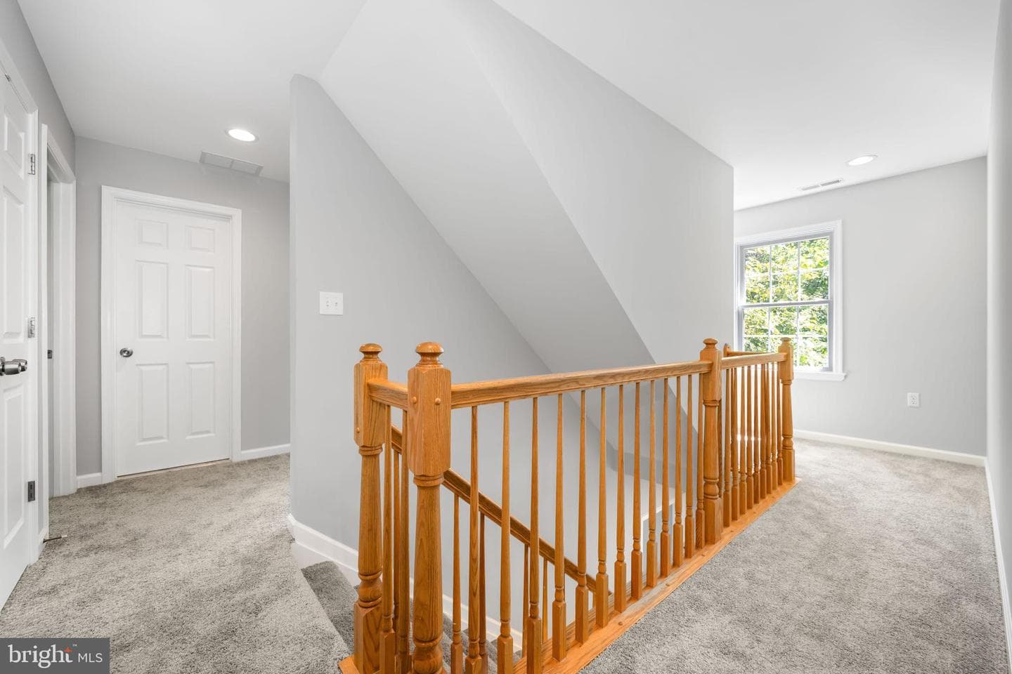 1000 Chesapeake Drive photo 32