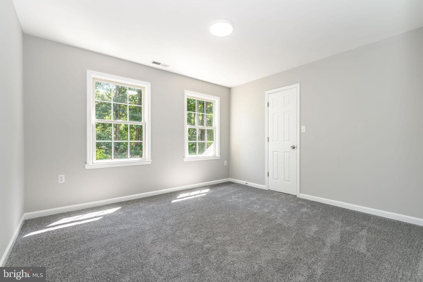 1000 Chesapeake Drive photo 37