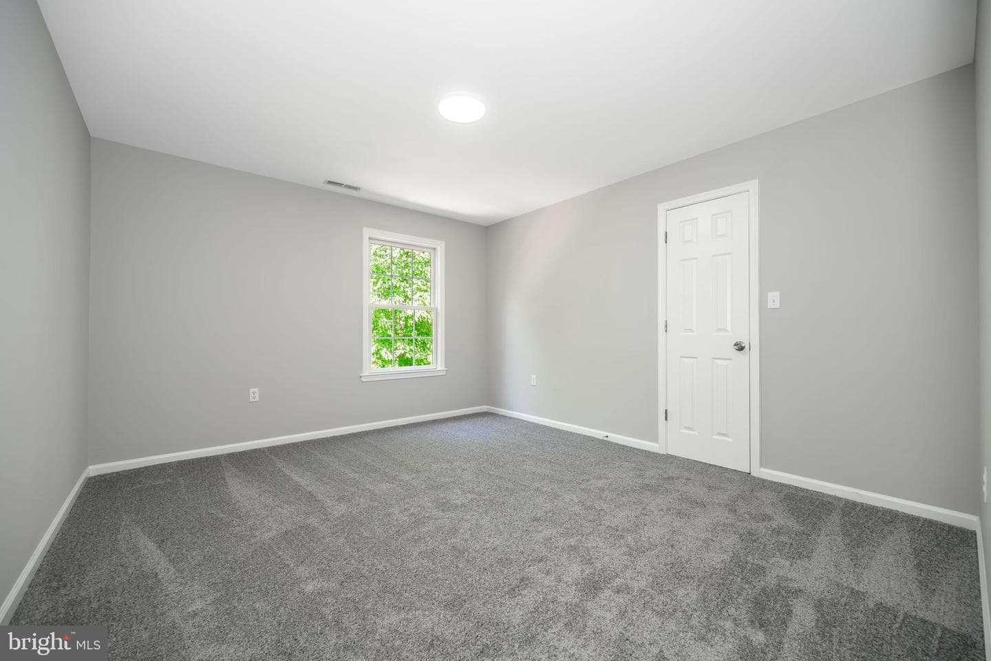 1000 Chesapeake Drive photo 38