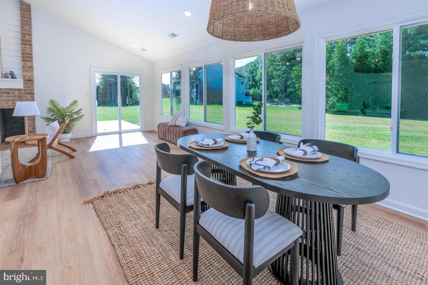 102 Golf Court photo 19