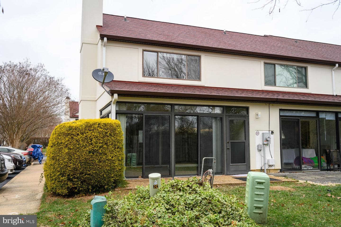 54 Queen Caroline Court photo 4