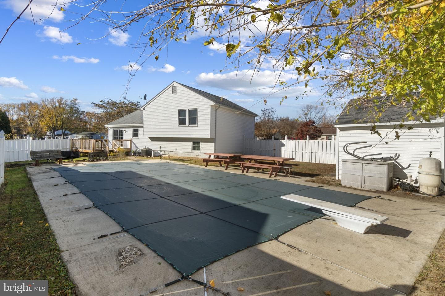1916 Stevens Drive photo 29