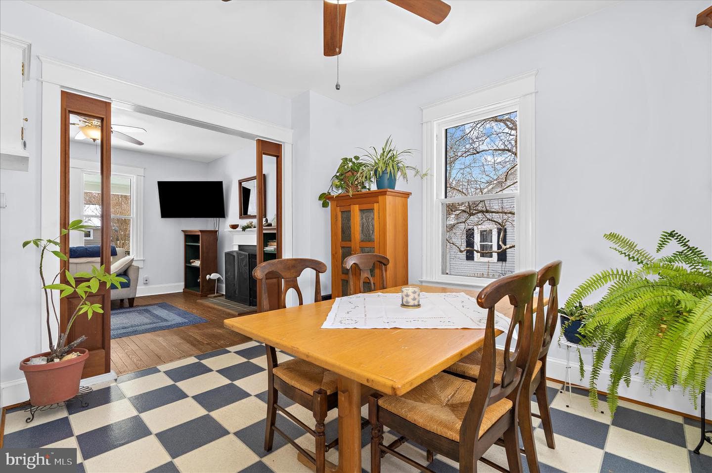 104 Windsor Avenue photo 11