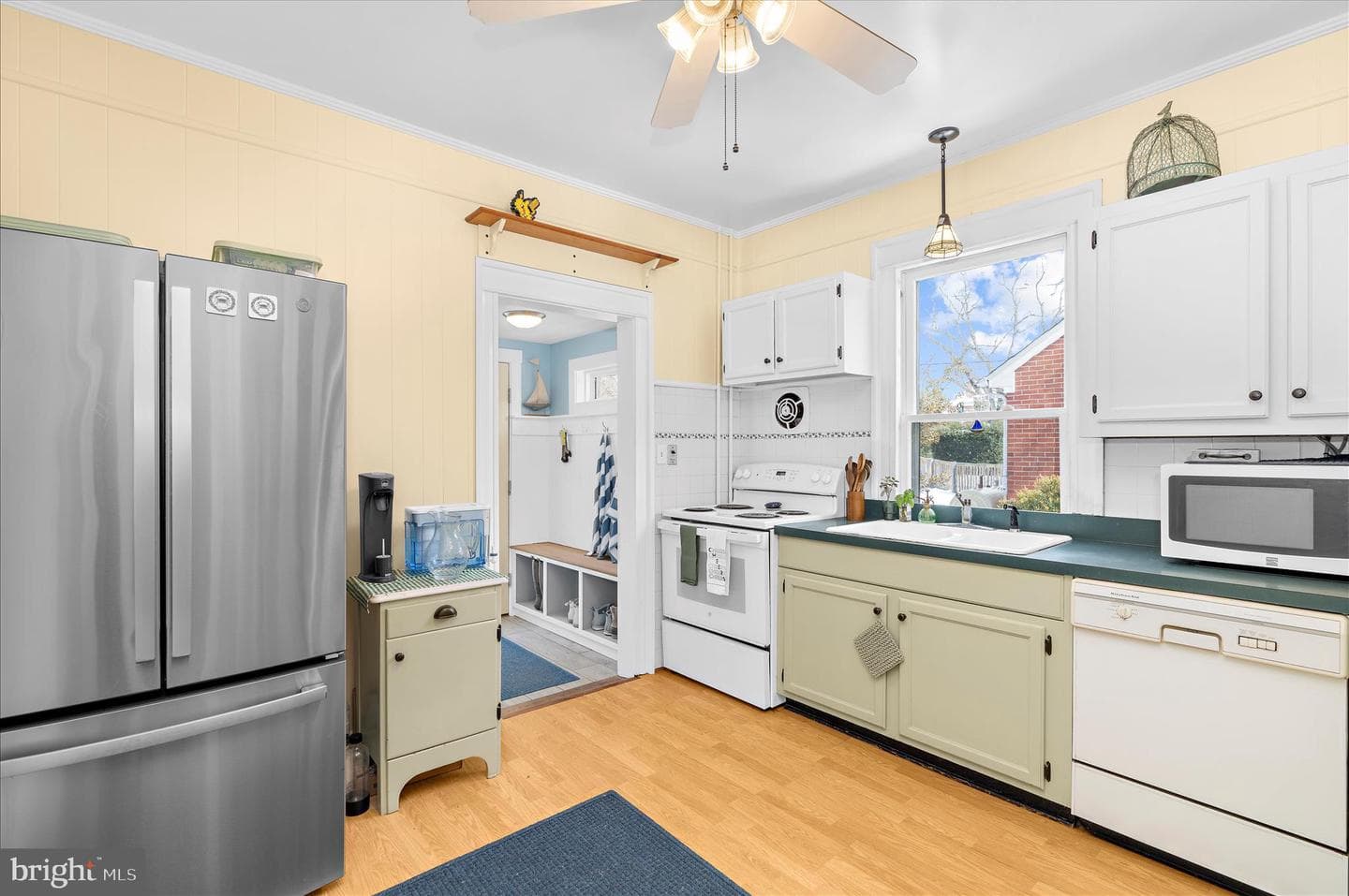 104 Windsor Avenue photo 15
