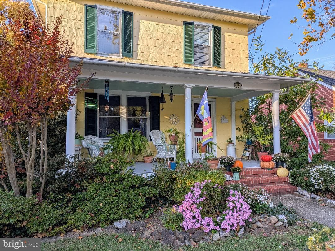 104 Windsor Avenue photo 3