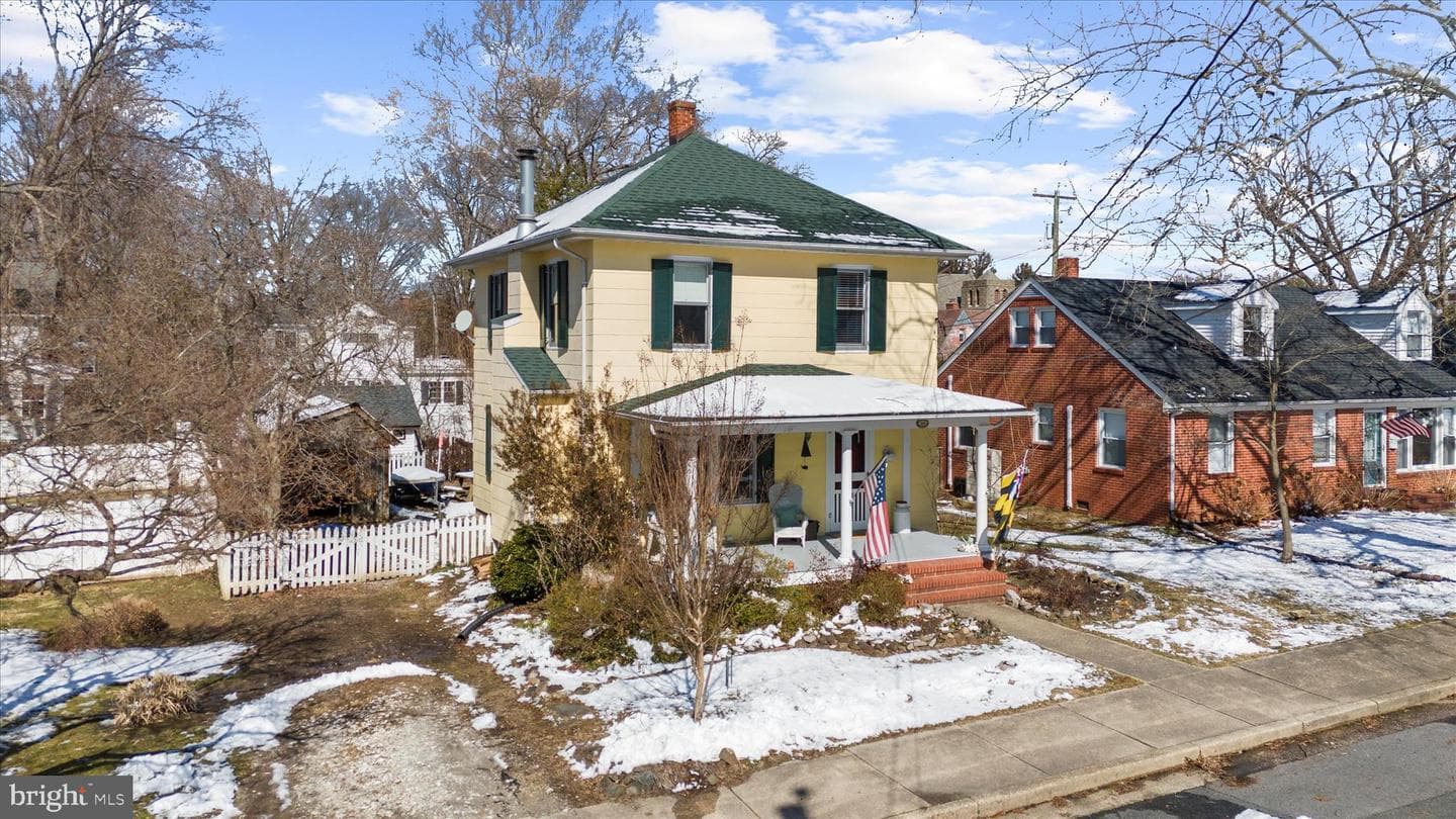 104 Windsor Avenue photo 4