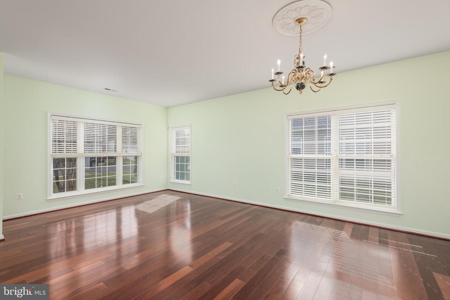 125 Encore Court photo 3