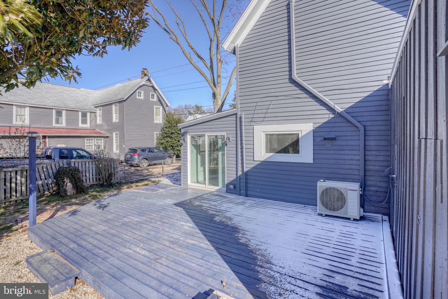 120 Church Street S photo 61