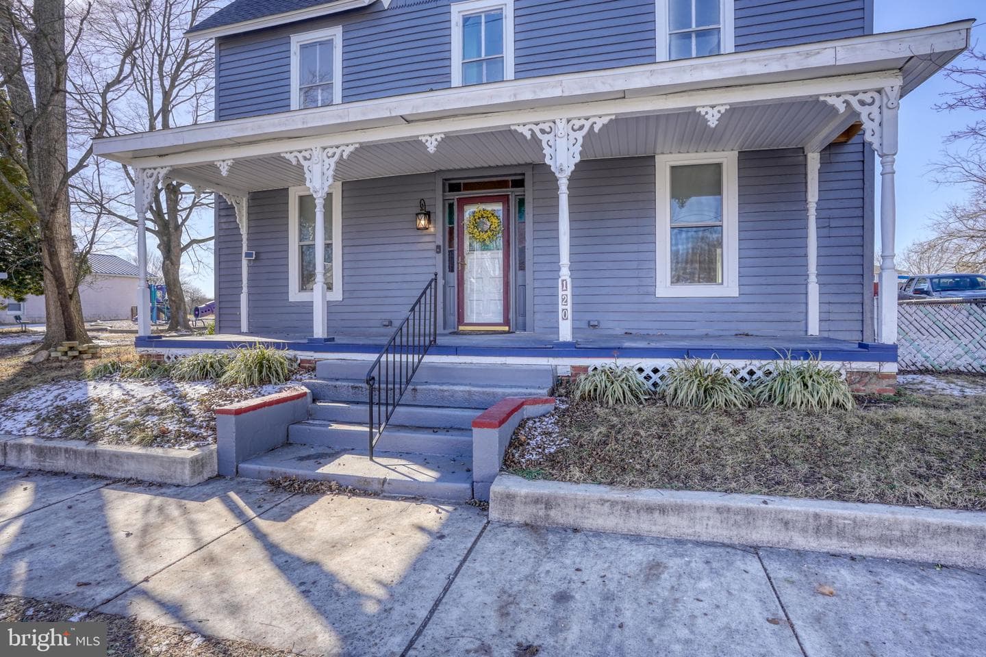 120 Church Street S photo 7