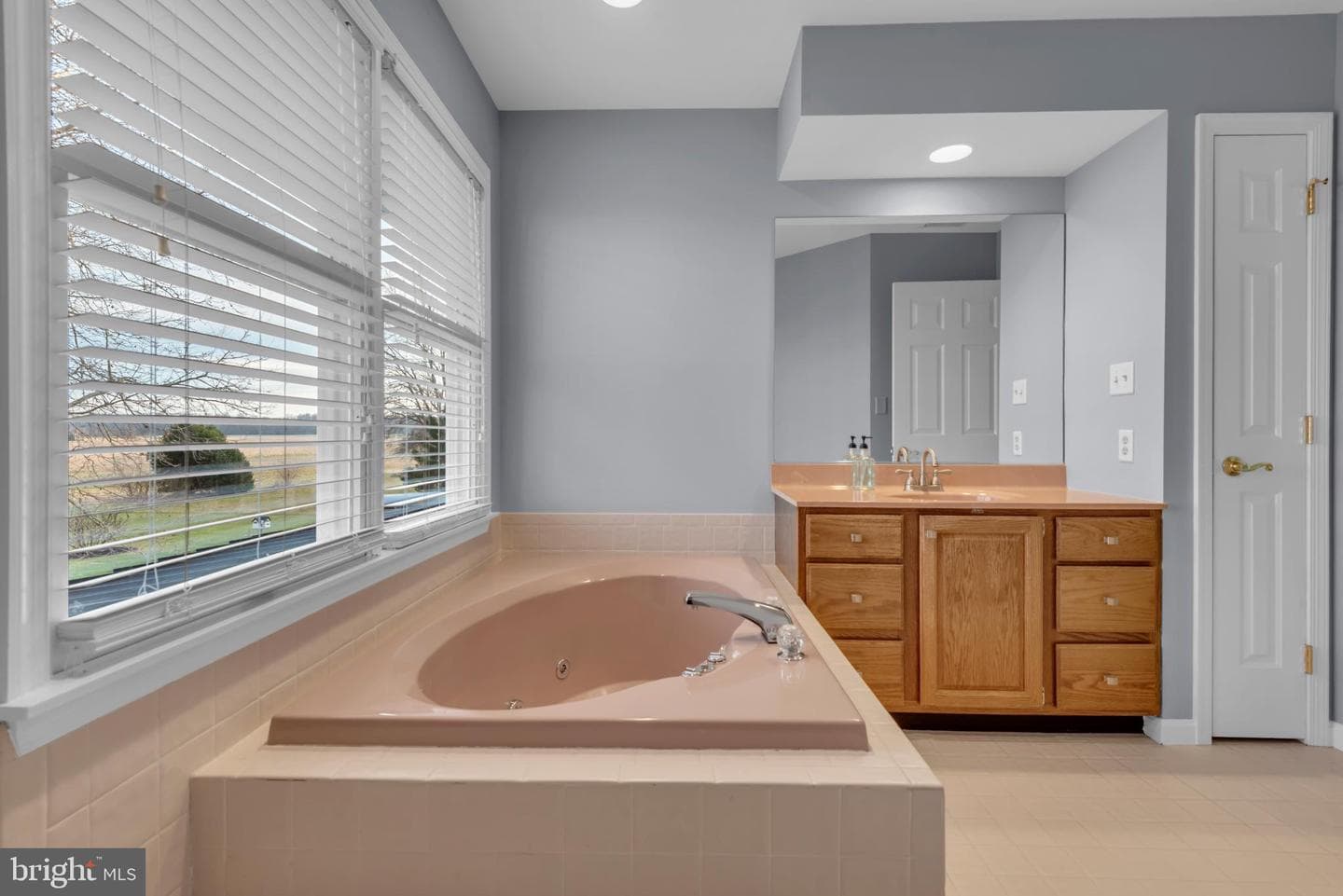 124 Overlook Drive photo 32