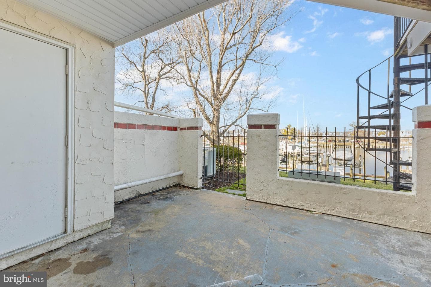 6 Queen Victoria Way photo 23