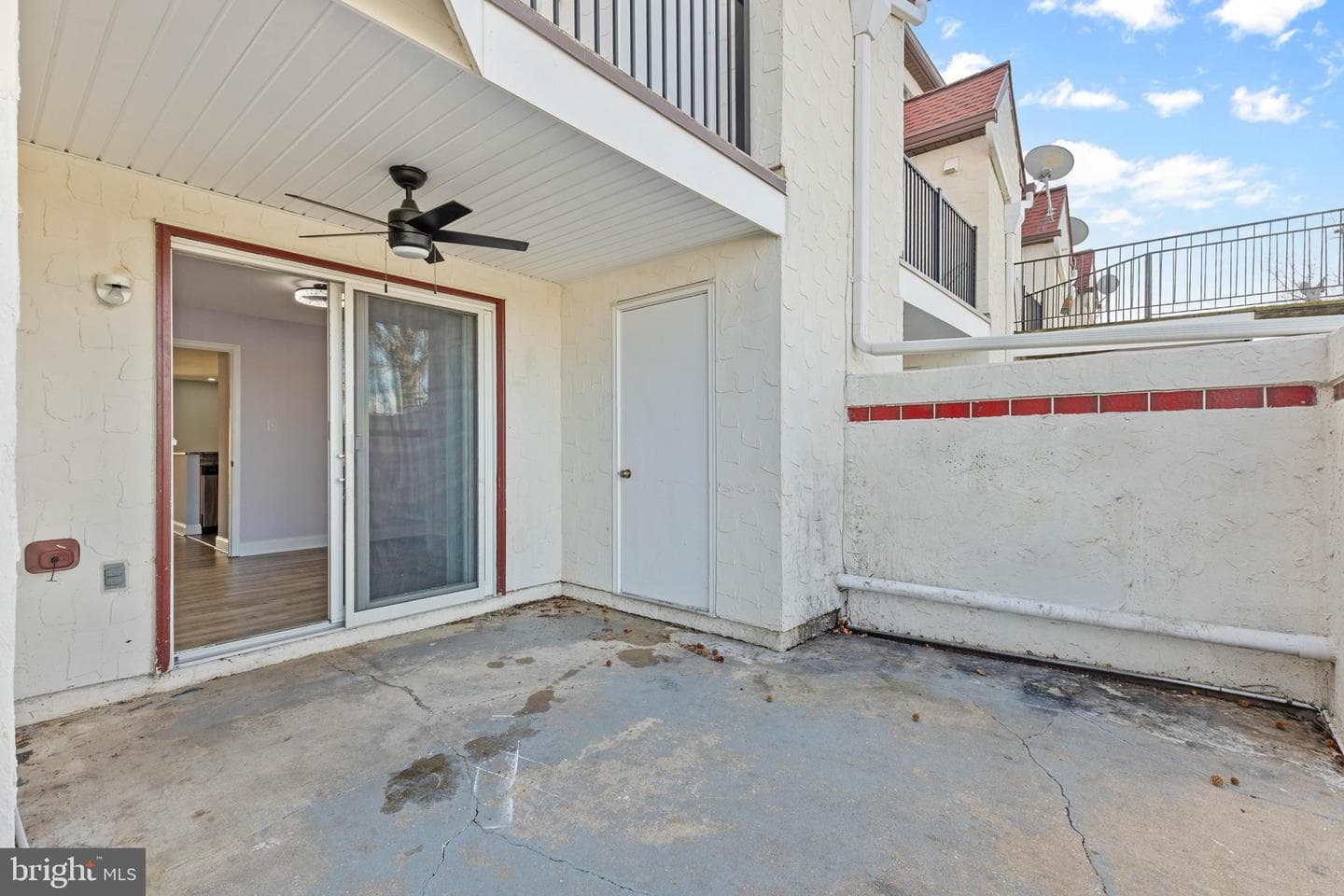 6 Queen Victoria Way photo 24
