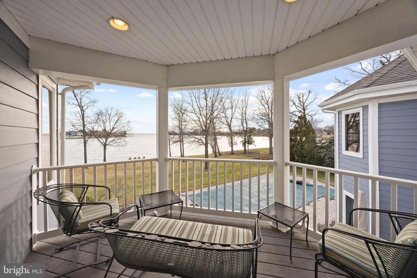 137 Tanners Point Drive photo 32