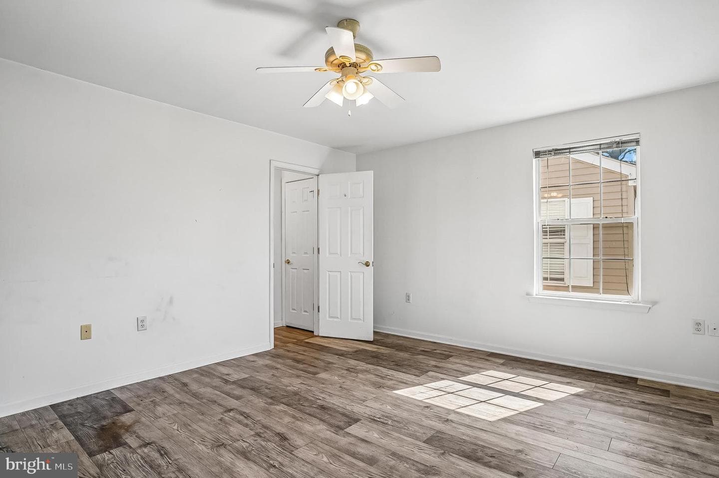 1025 Dundee Court photo 24