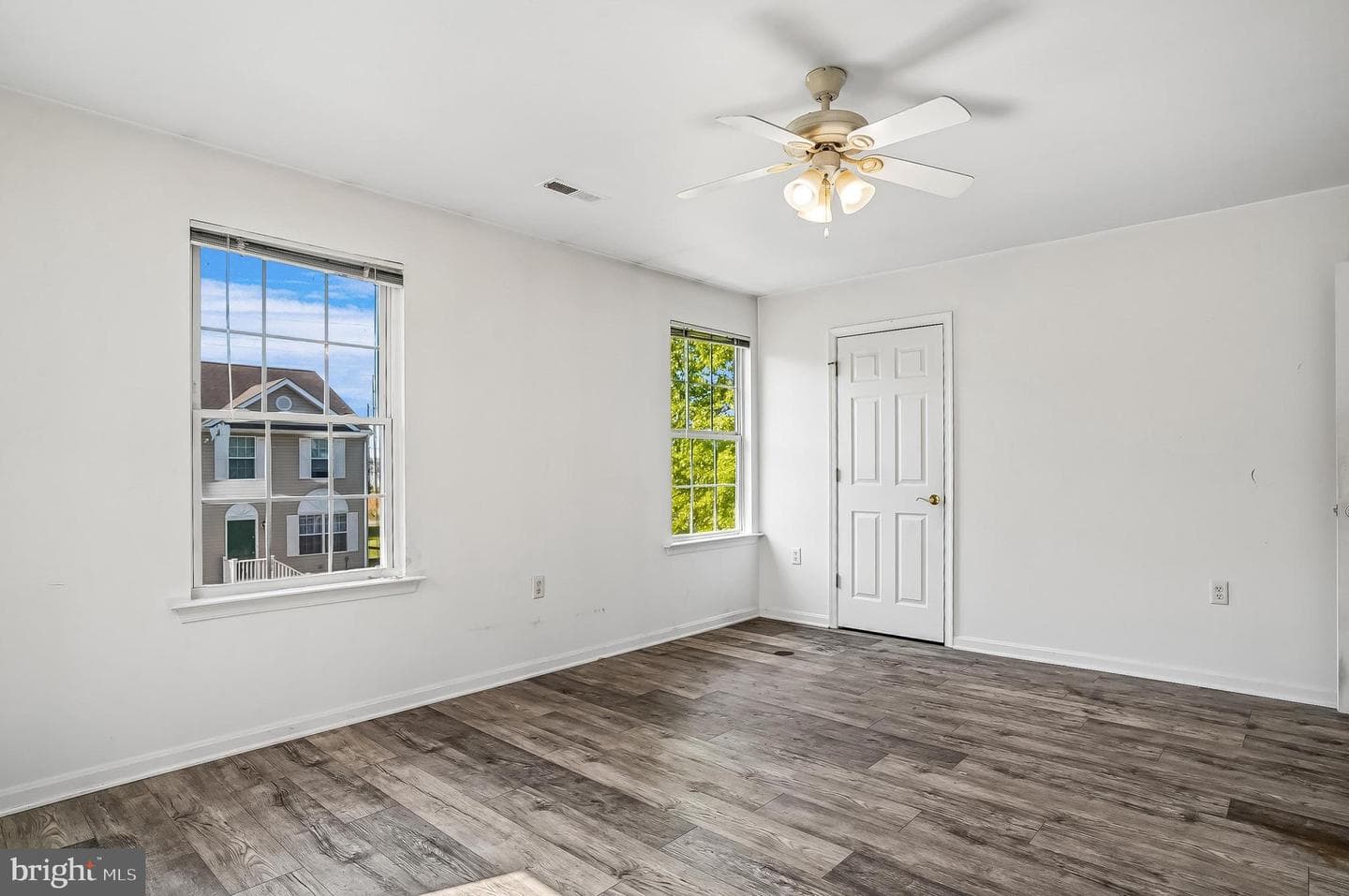 1025 Dundee Court photo 25