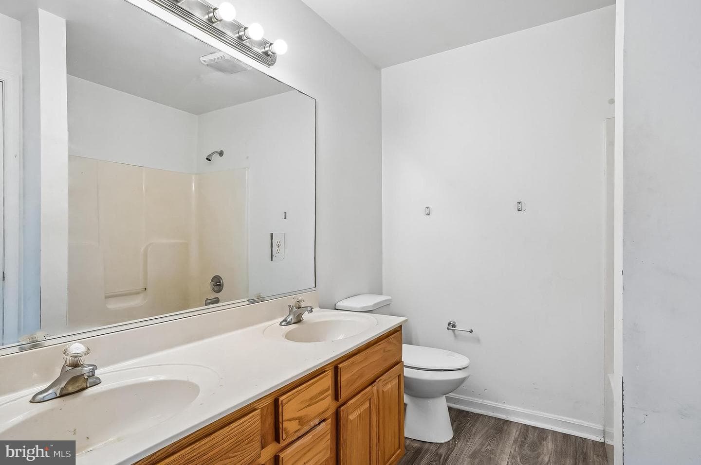 1025 Dundee Court photo 26