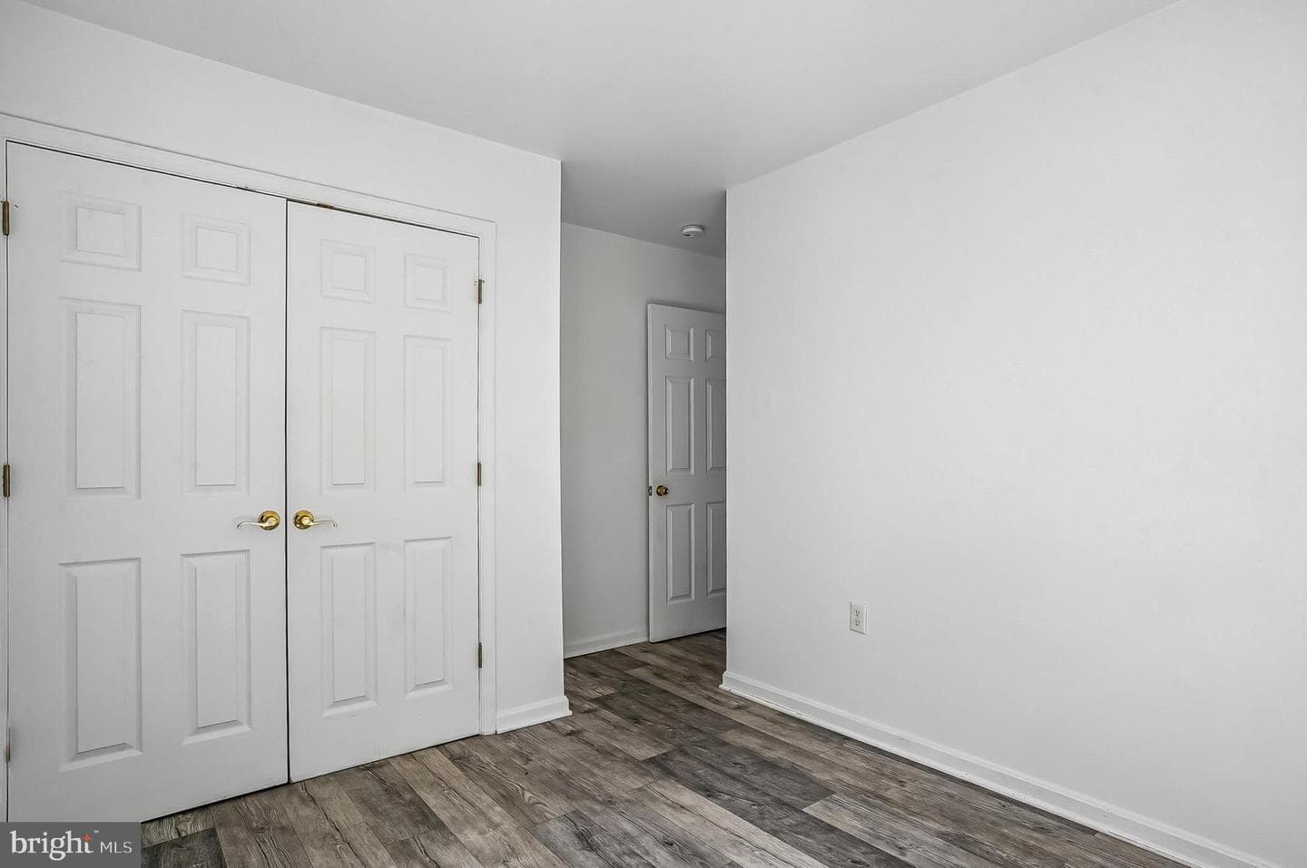 1025 Dundee Court photo 32