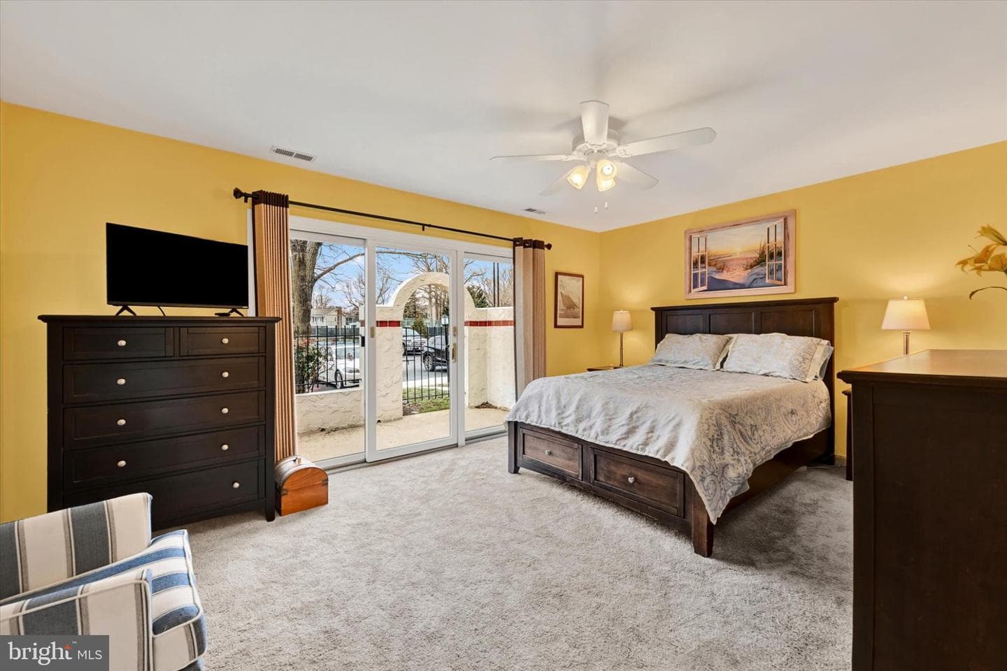 27 Queen Mary Court #f photo 15