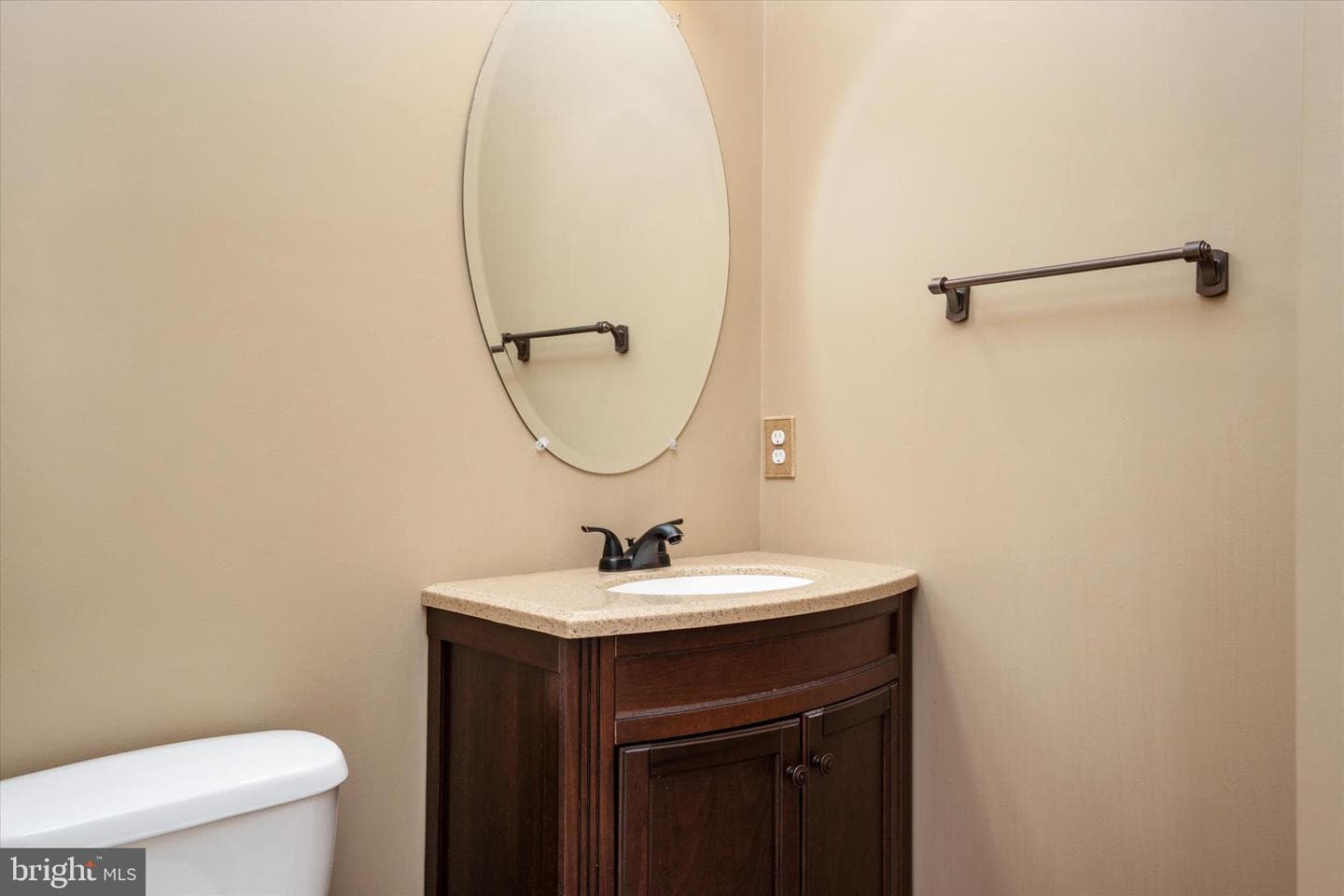 111 Keenan Way photo 14