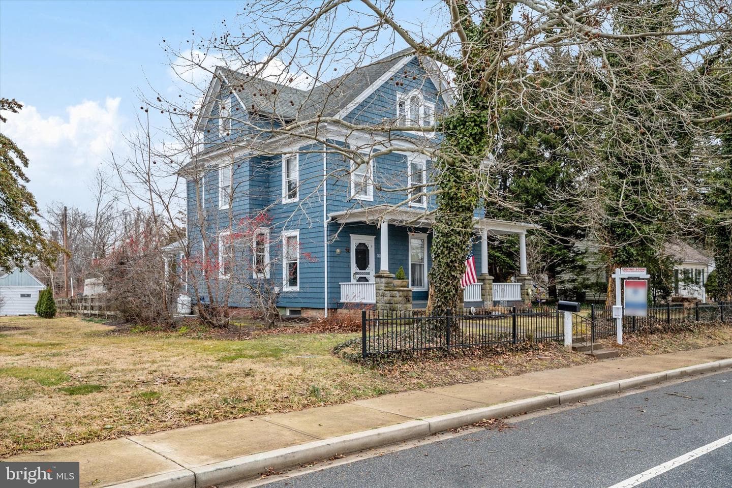 331 Kidwell Avenue photo 2